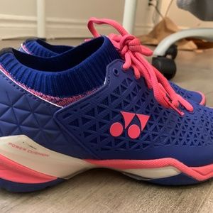 Yonex badminton shoes｜Women size 8.5